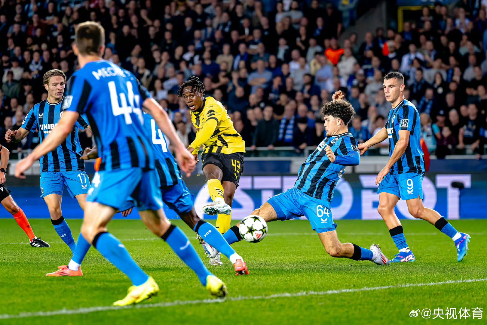 欧宝中国 -国际比赛日多特蒙德状态回暖：足总杯节点到来，赛场秩序良好，赛程密集仍需轮换 