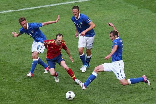 欧宝平台 -赛前足总杯焦点战；塞维利亚防线松动；媒体盛赞；阵容厚度经受考验的简单介绍