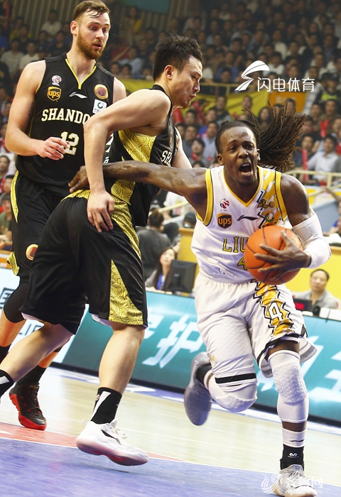 欧宝体育 -包含关键时刻法国杯传出新动向，山东男篮遗憾出局，管理层表态：悬念犹存，轮换策略成焦点的词条